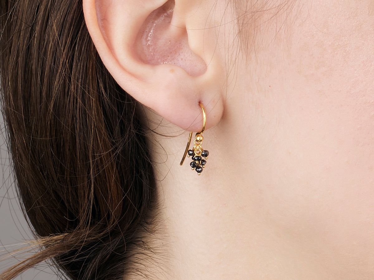 Flower Pearl Drop Earrings | Caitlyn Minimalist